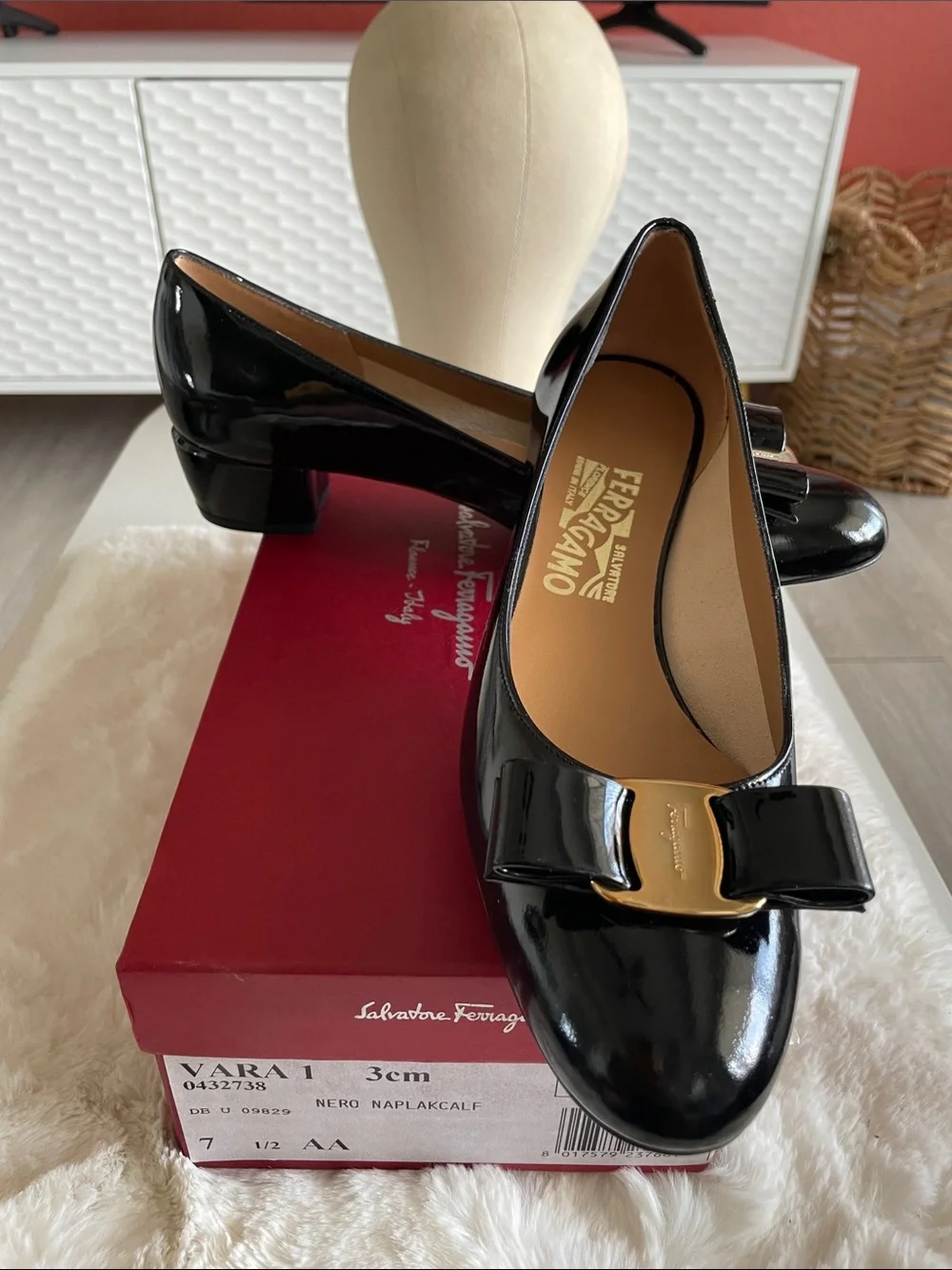 Salvatore Ferragamo classic salvatore